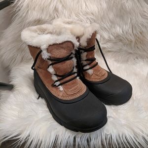 SOREL Snow Angel boots size 8